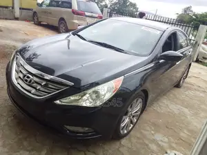 Hyundai Sonata 2012 Black