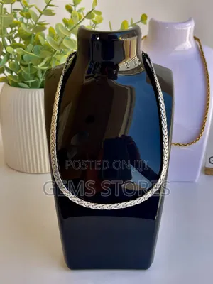 Essential Unisex Chain