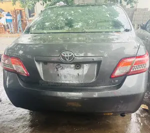 Toyota Camry 2009 Gray