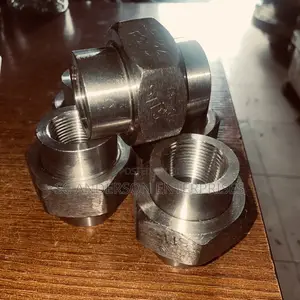 1-1/2” (Dn25) Class 3000 Stainless Union
