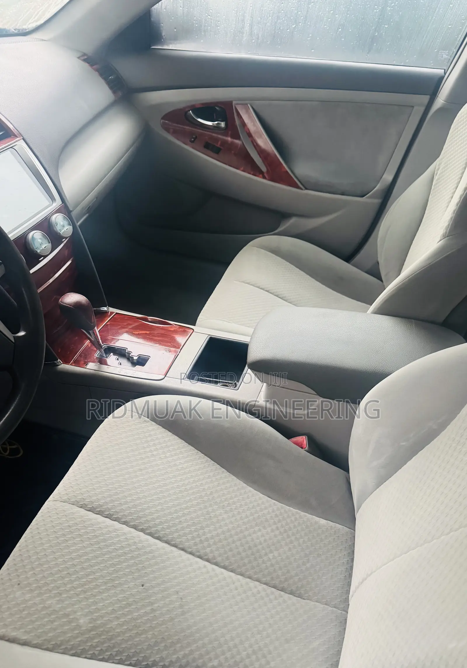 Toyota Camry 2009 Gray