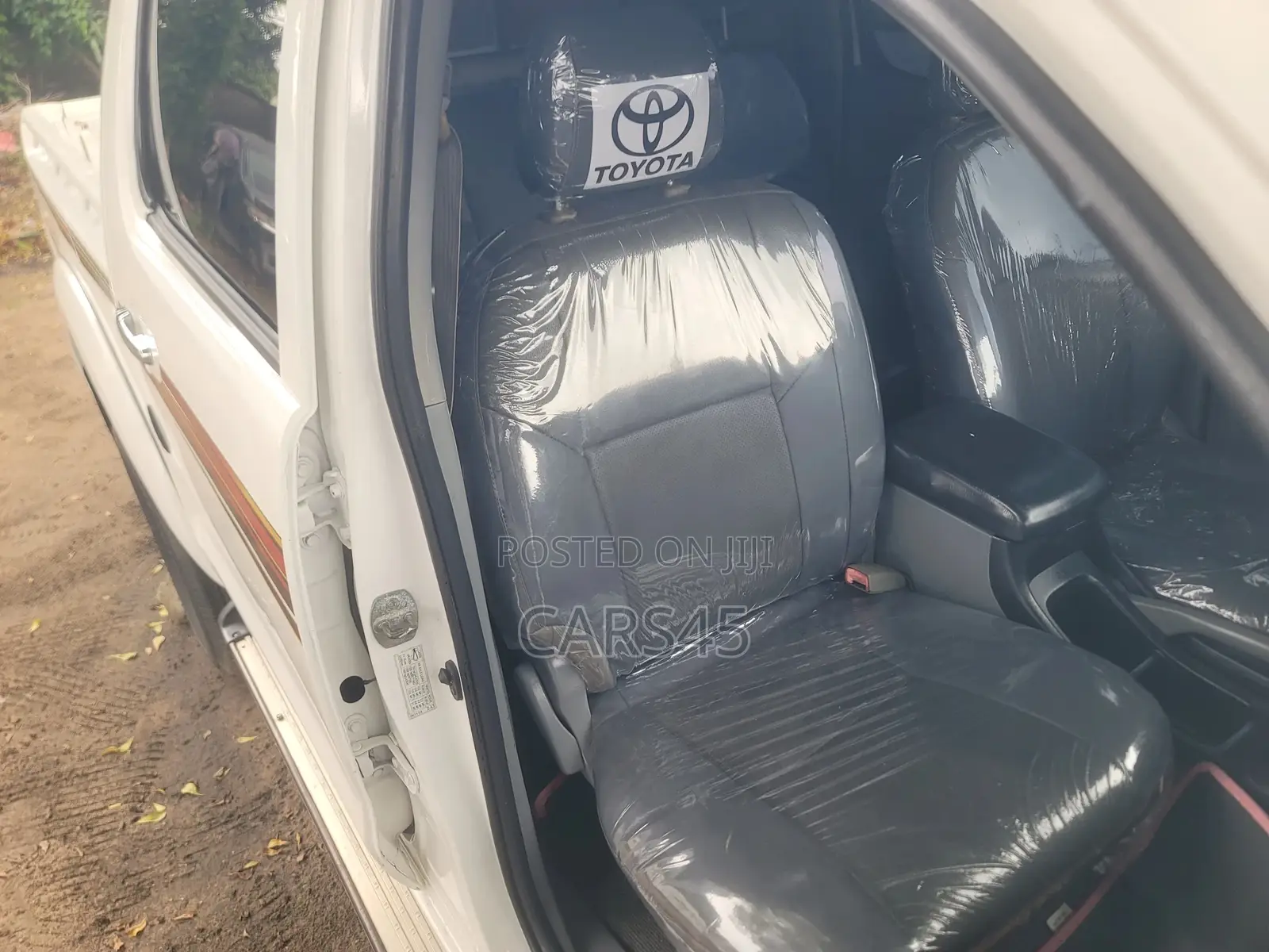 Toyota Hilux 2008 White