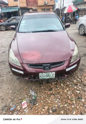 Honda Accord 2005 Red