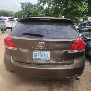 Toyota Venza Limited 2010 Brown