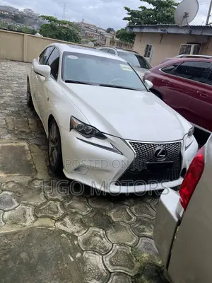 Lexus IS 200t 2016 White