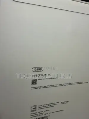 New Apple iPad (2025) 128 GB Pink
