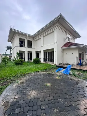 6bdrm Duplex in Vgc Victoria Garden, Off Lekki-Epe Expressway for sale