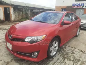 Toyota Camry 2012 Red