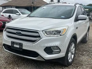 Ford Escape SEL 4x4 2018 White