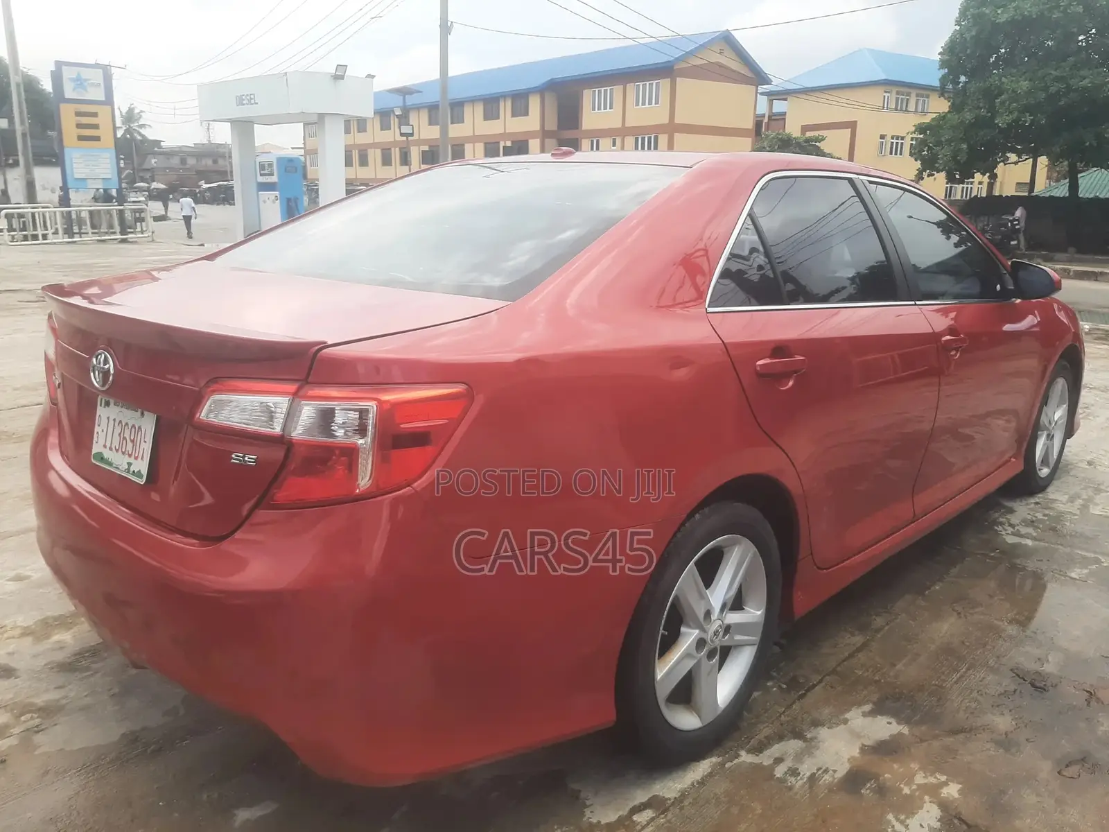 Toyota Camry 2012 Red