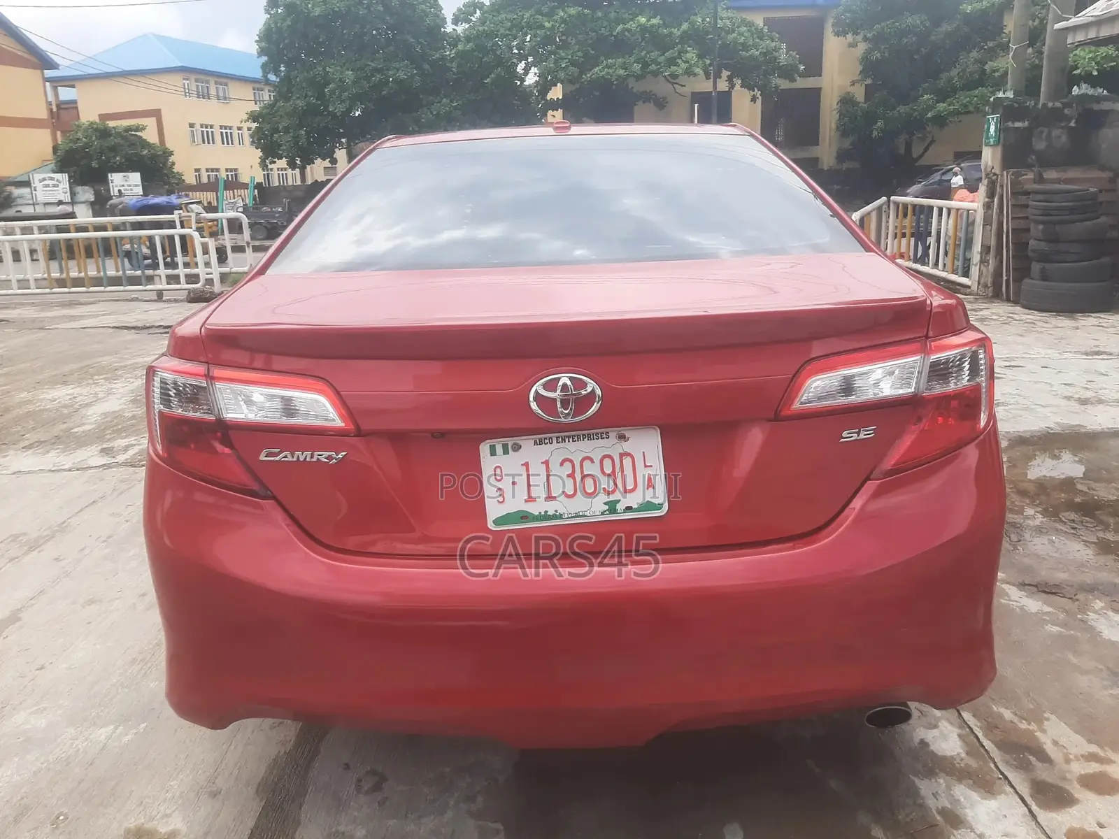 Toyota Camry 2012 Red