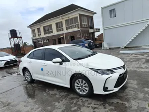 Toyota Corolla 2023 White