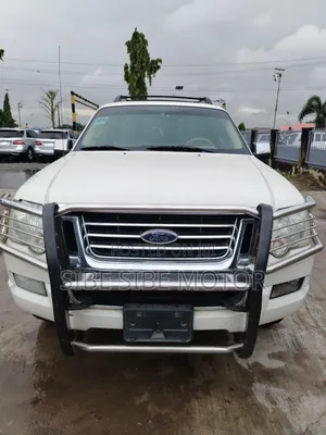 Ford Sport Trac 2007 White