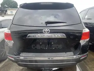 Toyota Highlander Limited 3.5l 4WD 2013 Black