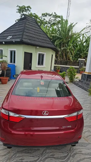 Lexus ES 350 FWD 2015