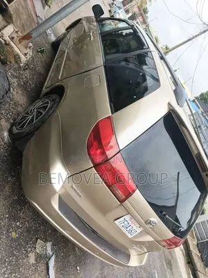 Toyota Sienna 2006 Gold