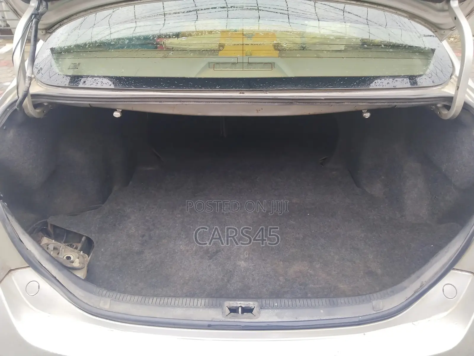 Toyota Camry 2011 Silver
