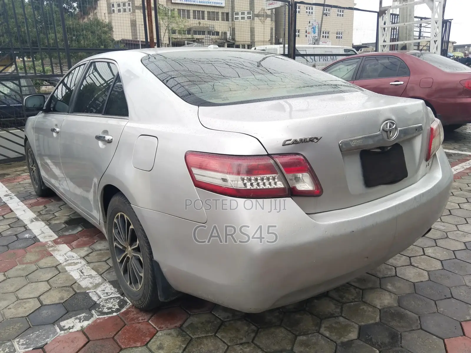 Toyota Camry 2011 Silver