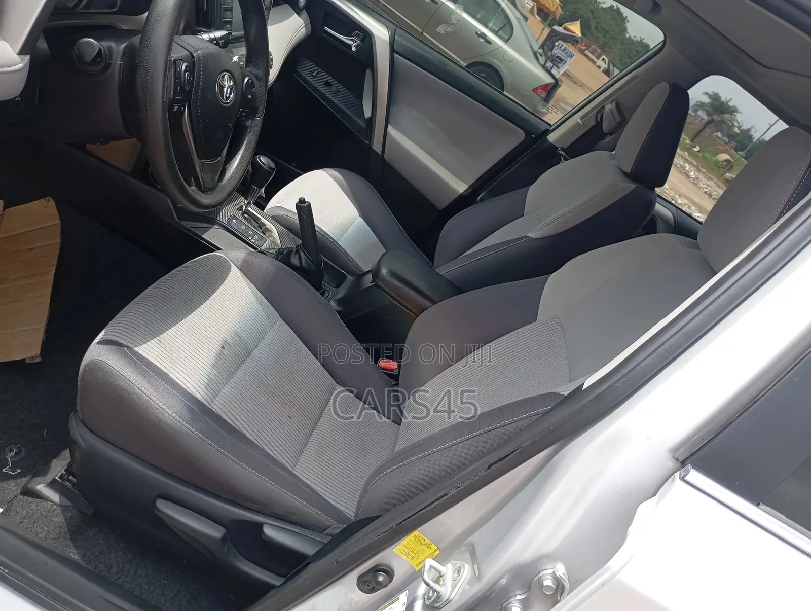 Toyota RAV4 2015 Silver
