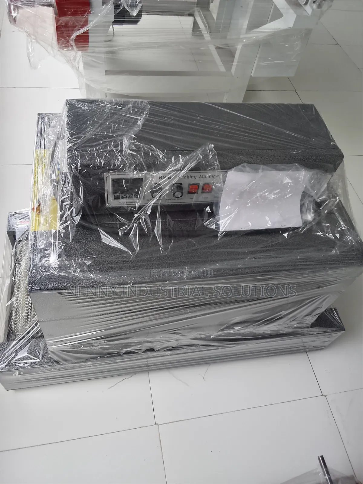 Table-top Shrink Wrapping Machine