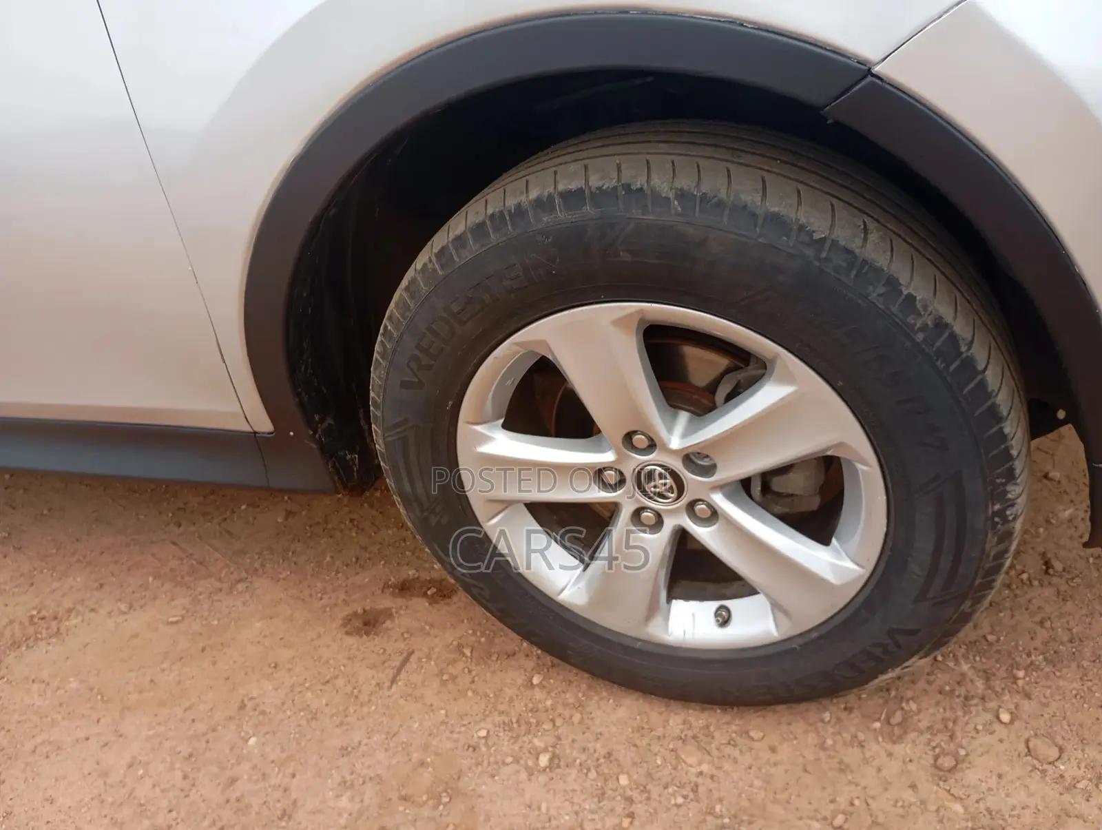 Toyota RAV4 2015 Silver
