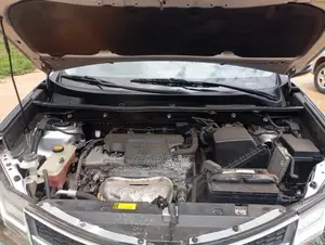 Toyota RAV4 2015 Silver