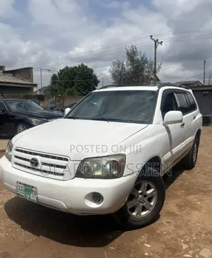 Toyota Highlander Limited V6 2005 White