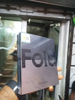 New Samsung Galaxy Z Fold 5 256 GB Black