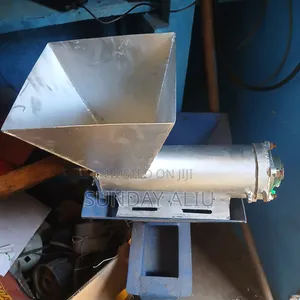 Yam Pounder