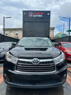Toyota Highlander LE Plus 4x4 V6 (3.5L 6cyl 8A) 2017 Black