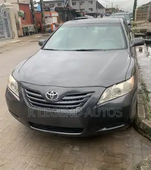 Toyota Camry LE 4dr Sedan (2.4L 4cyl 5A) 2008 Gray