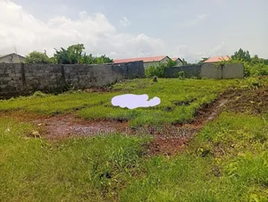 800sqm Residential Fence Land