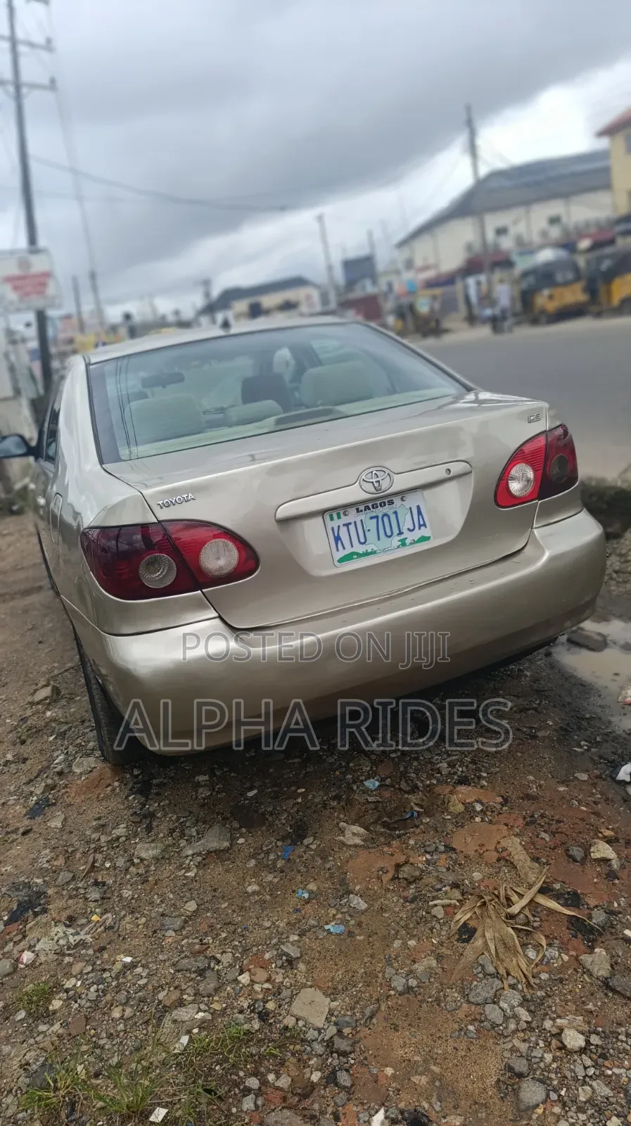 Toyota Corolla CE 2006 Gold