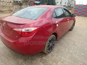 Toyota Corolla 2014 Red