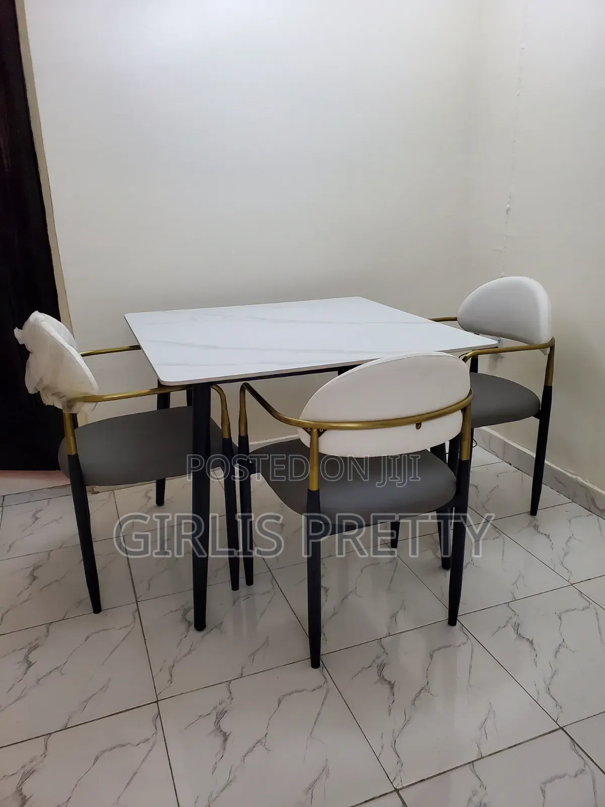 Dinning Set