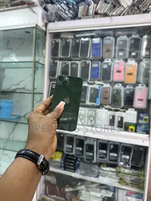 Apple iPhone 13 256 GB Green