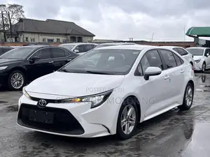 Toyota Corolla 2022 White