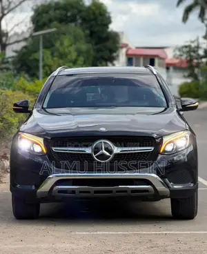 Mercedes-Benz GLC-Class 2017 Black