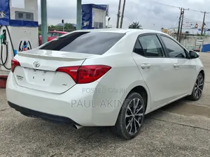 Toyota Corolla 2017 White