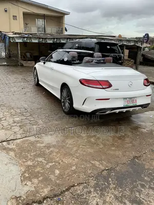 Mercedes-Benz C-Class C 200 (A205) 2017 White