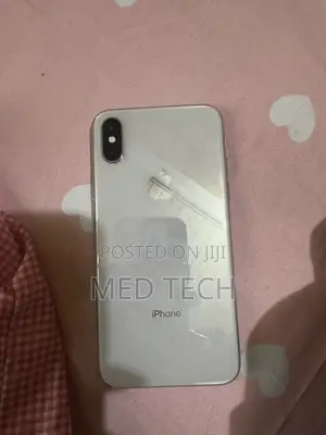 Apple iPhone X 64 GB White