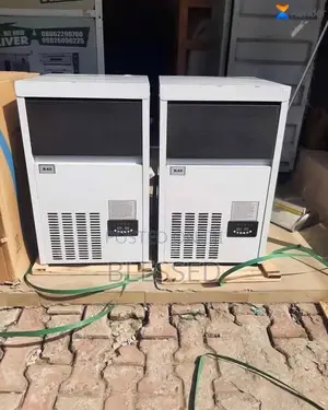 Ice Cube Machine