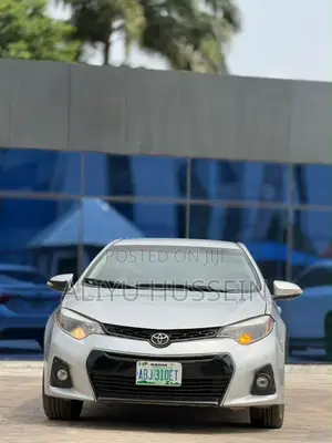 Toyota Corolla 2015 Silver