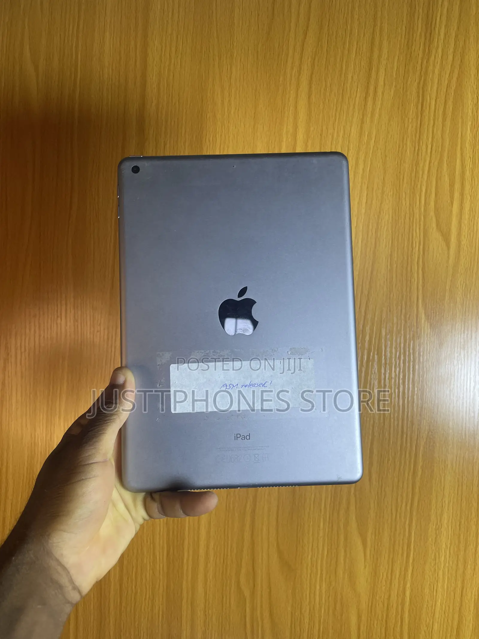 Apple iPad 5 (2022) 128 GB Silver