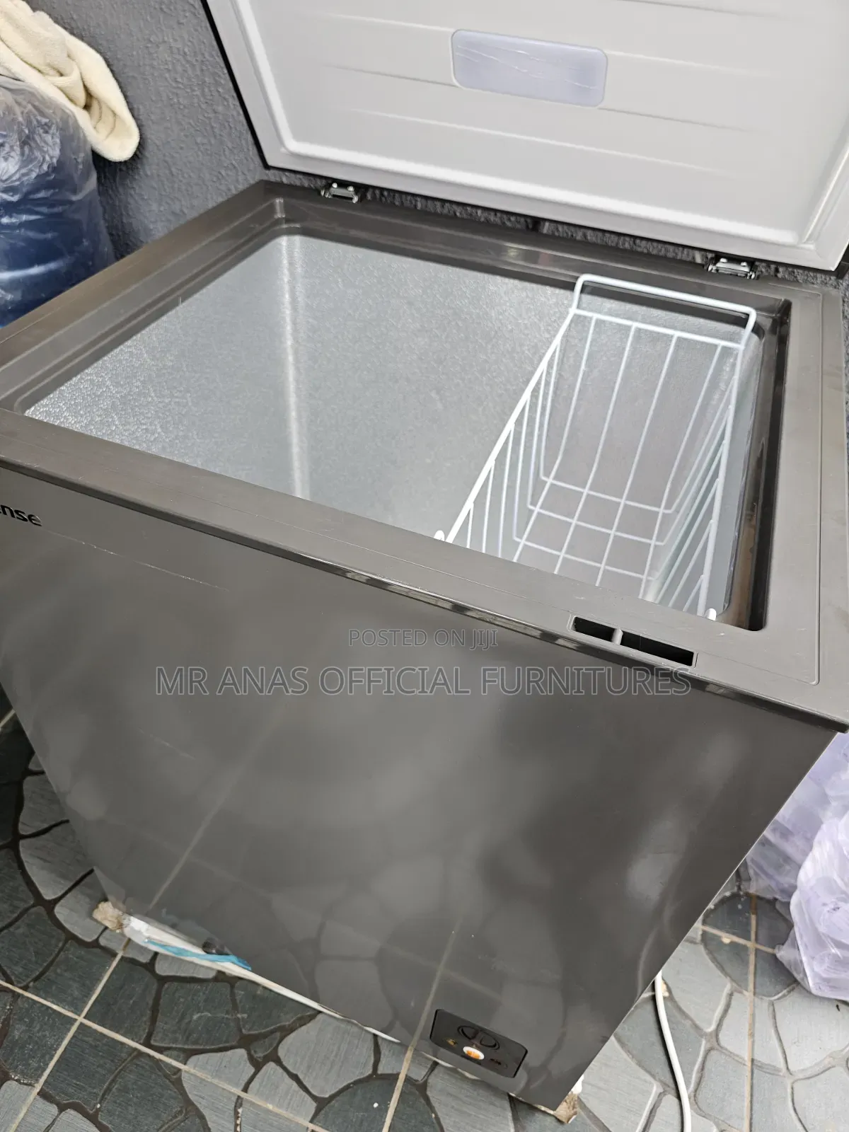 142l Hisense Chest Freezer
