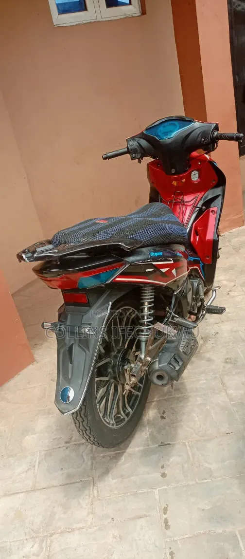 Kary-Go Cargo 2024 Red