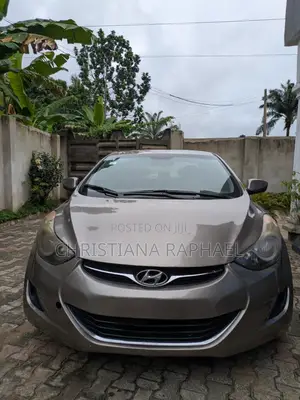 Hyundai Elantra Limited Sedan FWD (1.8L 4cyl 6A) 2013 Gray