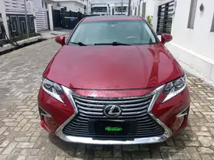 Lexus ES 2014 Red