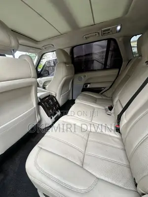 Land Rover Range Rover Vogue 2014 Gold