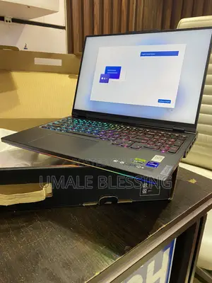 New Laptop Lenovo Legion Pro 7 32GB Intel Core Ultra 9 SSD 1T
